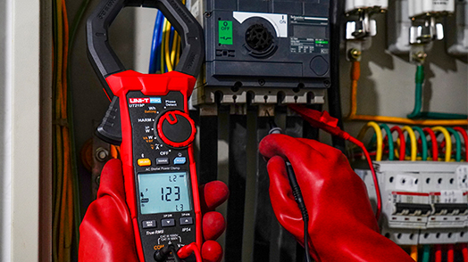 Ứng dụng Ampe kìm đo công suất UNI-T UT219P